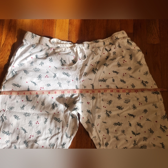 Gilligan & Omalley Cotton Holly and Red Berry Two Piece Pajama Set Size XXL - Picture 15 of 16